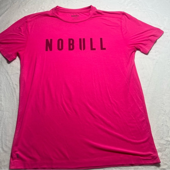 NOBULL Bright Pink Performance Tee - Picture 1 of 9